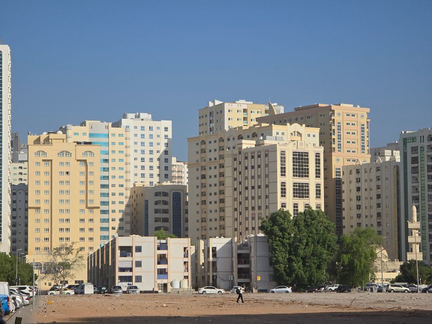 Renting in Dubai as a Newcomer: Cheques, Ejari, and the Hidden Blockers (2026)