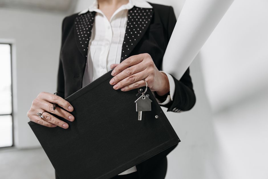 Dubai Apartment Handover Checklist (2026): Ejari, DEWA, and the Paperwork Order That Prevents Delays