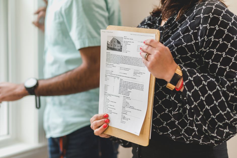Renting in Dubai in 2026: Cheques, Ejari, and a Move-In Plan That Holds Up