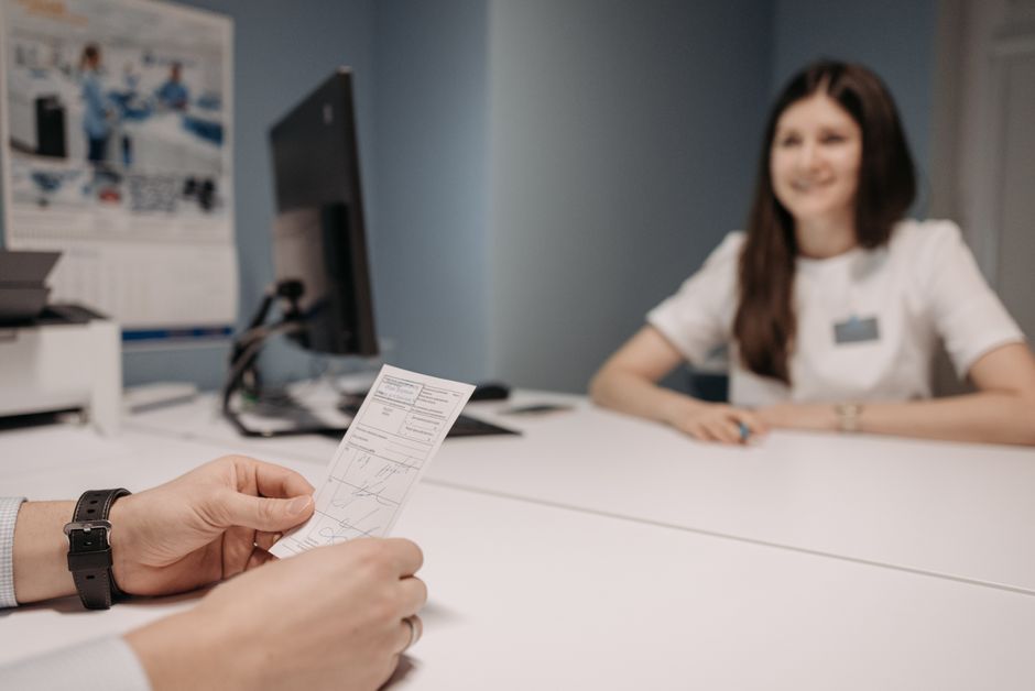UAE Residence Visa in 2026: A Bottleneck Map From Entry to Emirates ID