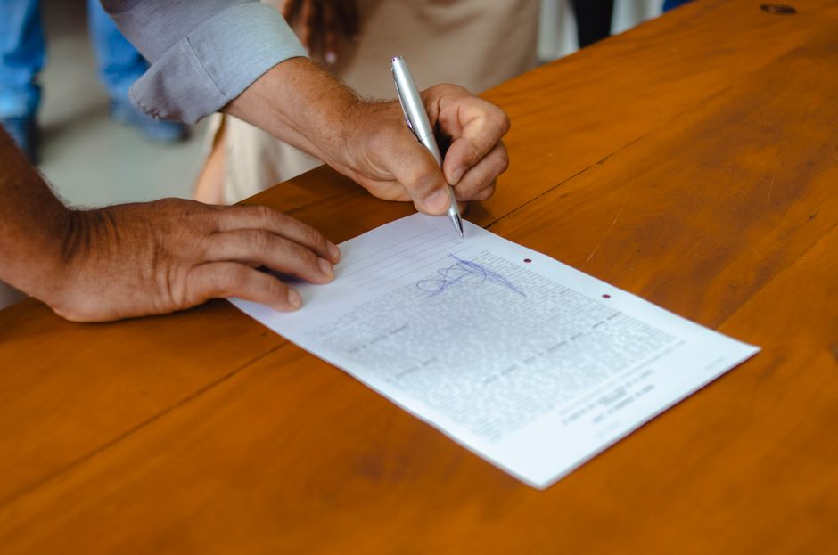 Moving Your Family to Dubai for Tax: The “Two-Country Ties” Checklist