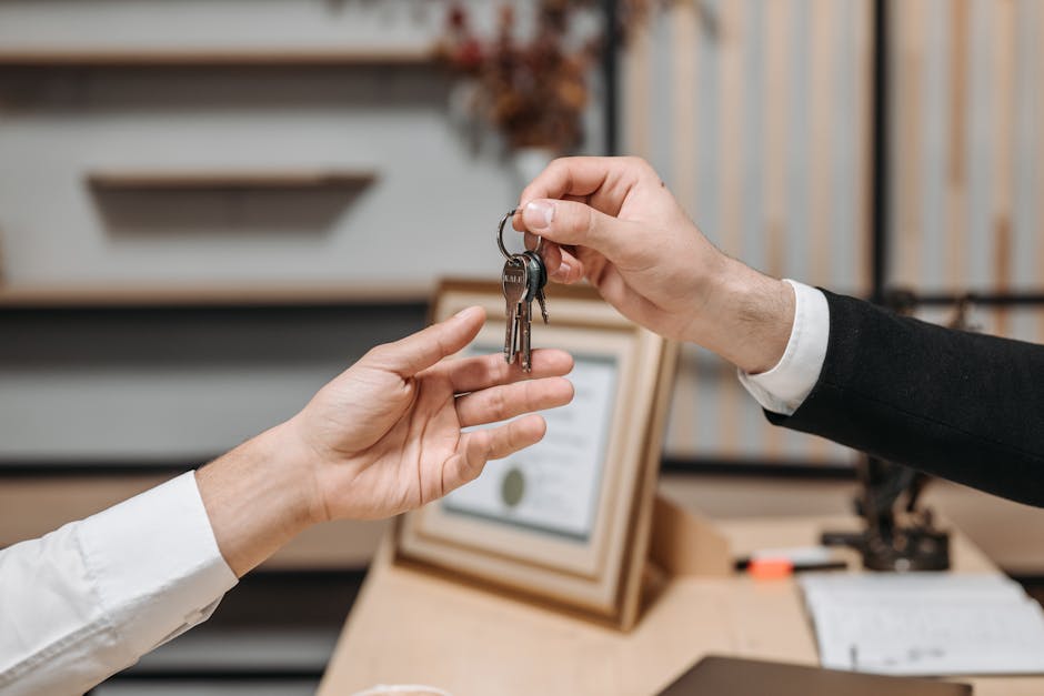 Renting a Home in Dubai in 2026: The Lease Clauses That Control Your Move-In