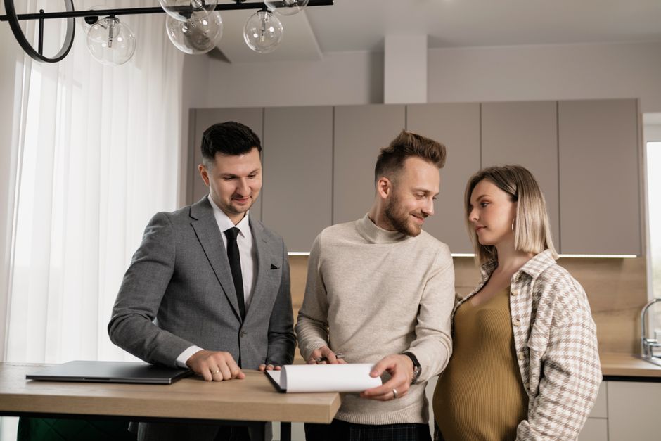 Moving Your Family to Dubai for Tax: The “Proof Chain” You Need
