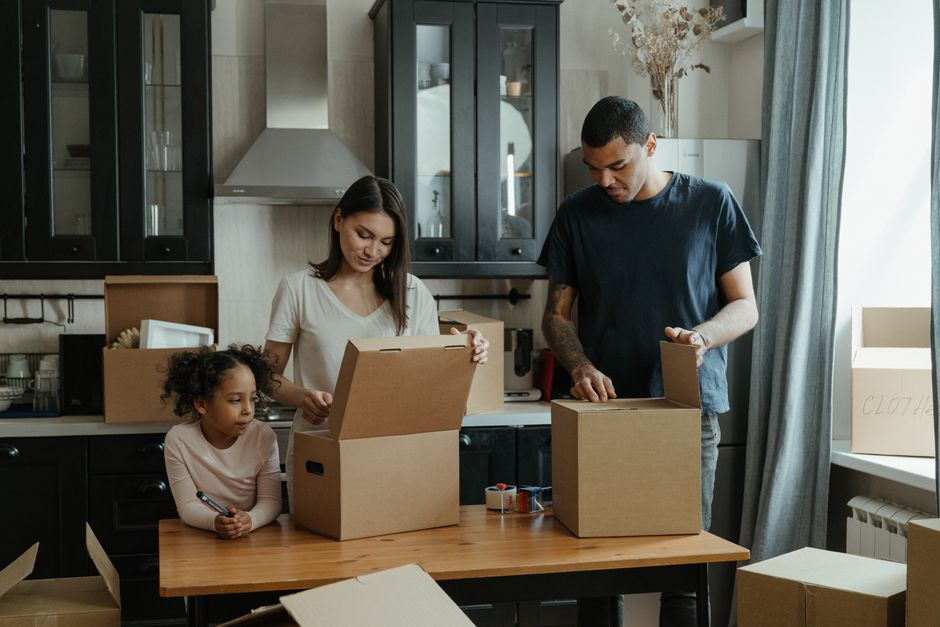 Relocating to Dubai with Family in 2026: A Paperwork-First Routine That Actually Works