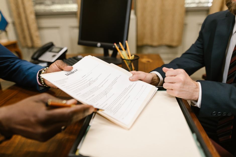 Relocating to Dubai with Family in 2026: A Paperwork Order That Keeps School, Home, and Visas Moving